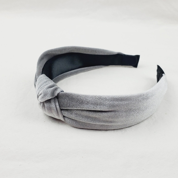 Non-Slip soft fabric knotted headband - Picture 1 of 8